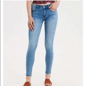 AMERICAN EAGLE • super stretch jeggings